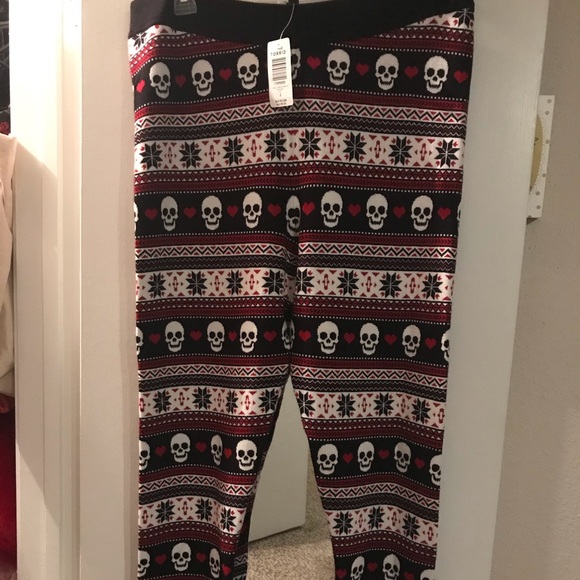 torrid Pants - *Brand New* Torrid Woman’s Size 2 Winter Leggings